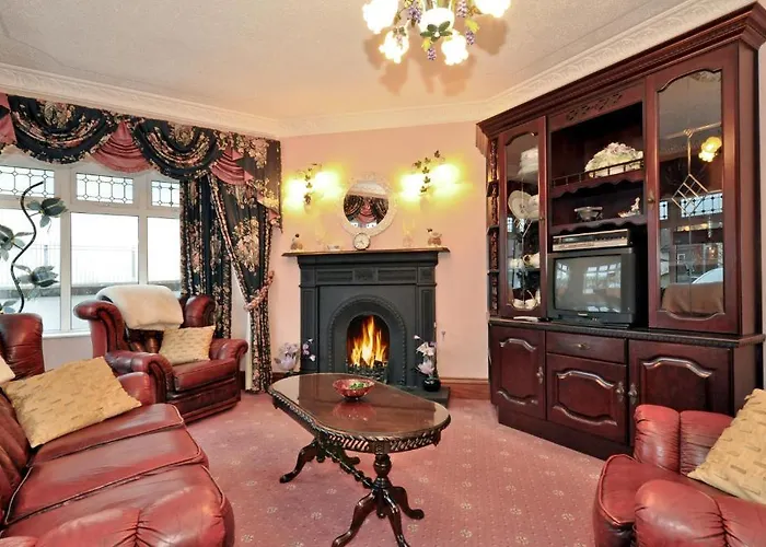 College Crest House Galway