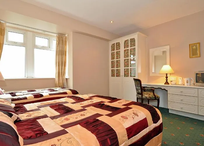 ベッド・アンド・ブレックファスト カレッジ クレスト ハウス